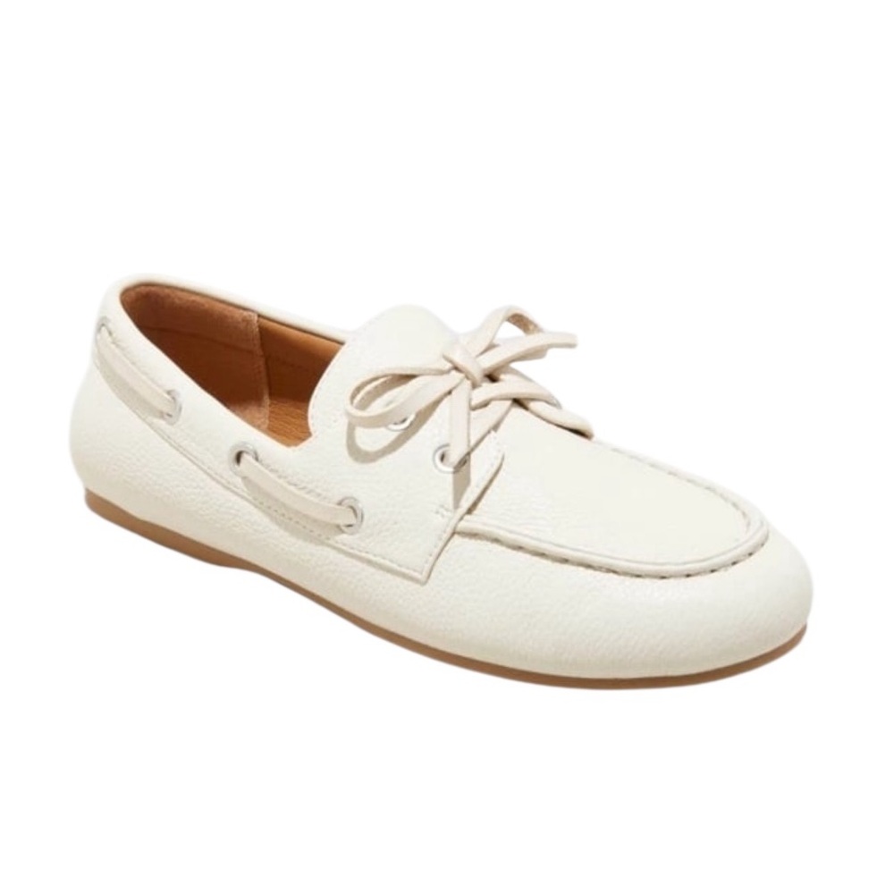 Universal Thread Women's Midge‎ Boat Shoe Flats with Memory Foam Insole